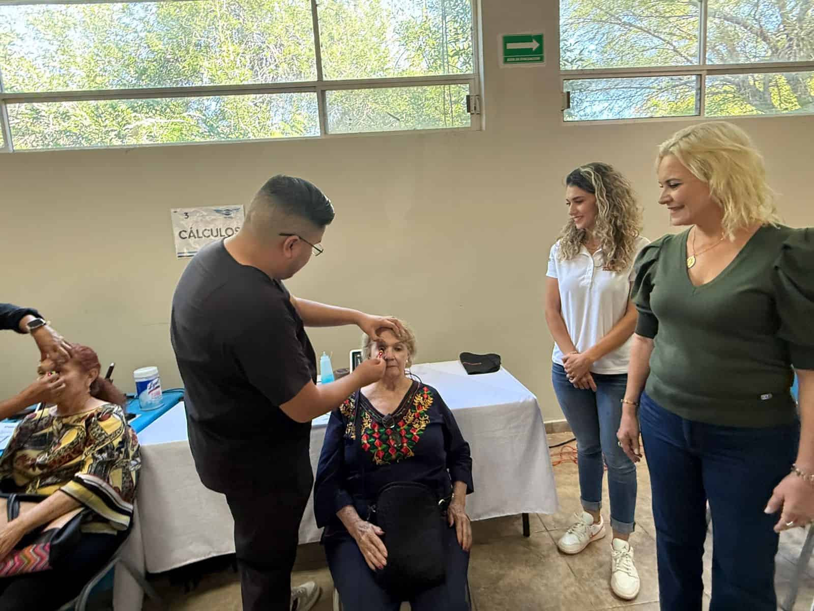 Realizan brigada de valoración para cirugías de cataratas