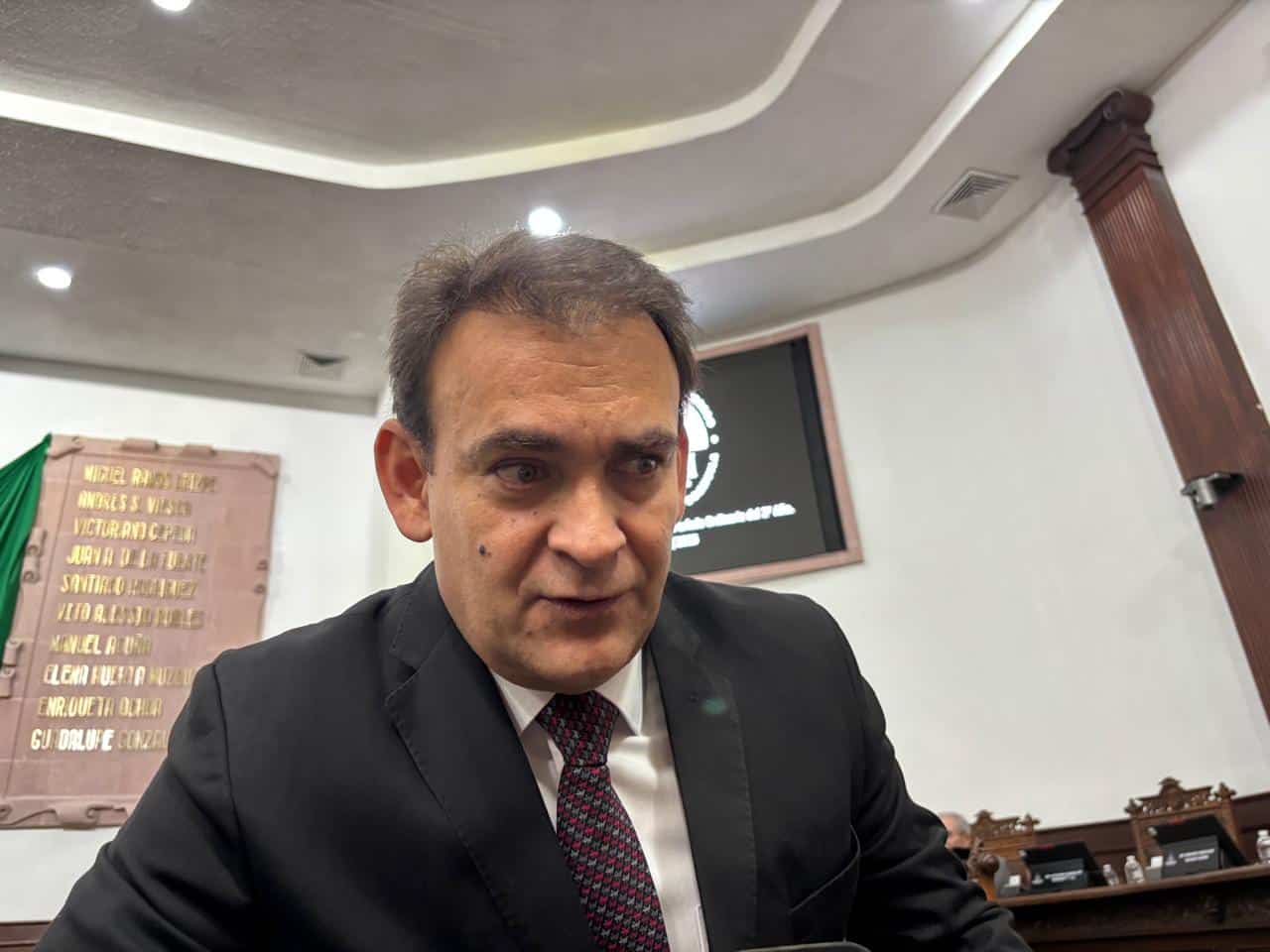Diputado Álvaro Moreira desmiente rumores sobre visas de funcionarios del PRI en Coahuila