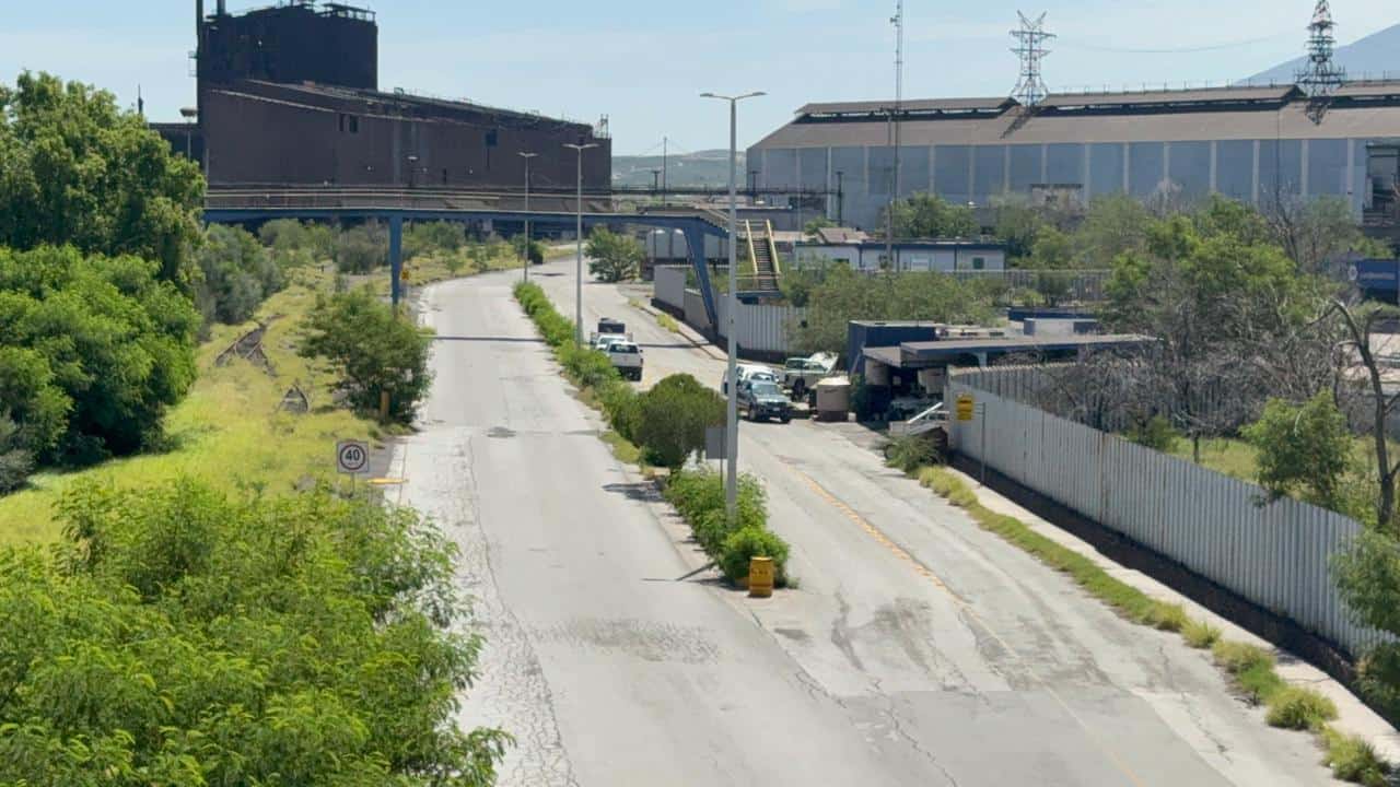 UNIFIN verifica inversión en maquinaria de AHMSA