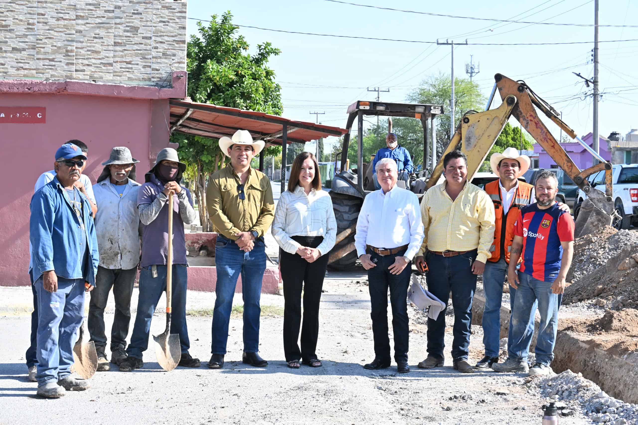 Alcaldesa de Frontera supervisa avances en rehabilitación hidráulica del sector Occidental