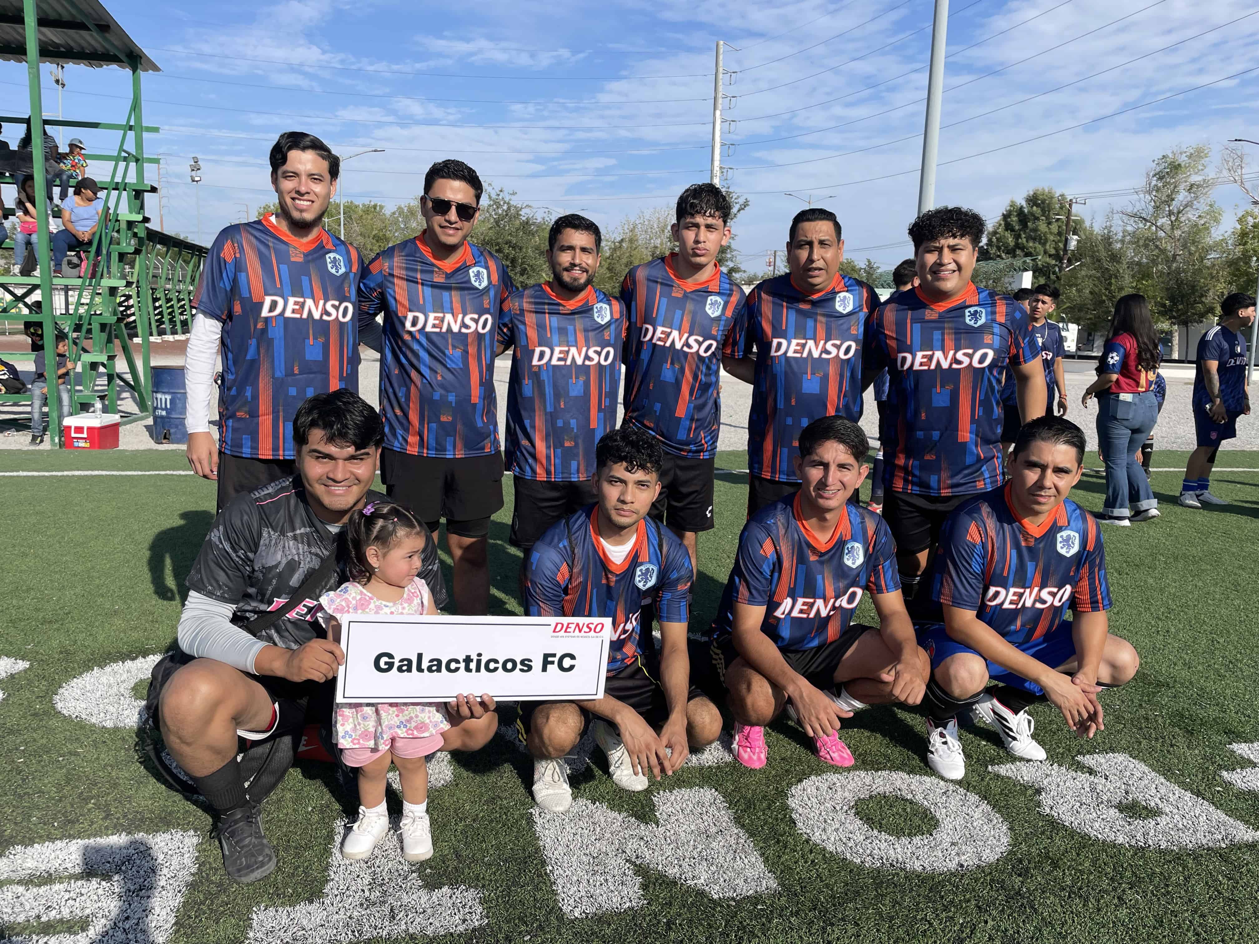 Galácticos aplasta a Deportivo SCX y avanza en la Liga de Fútbol Denso