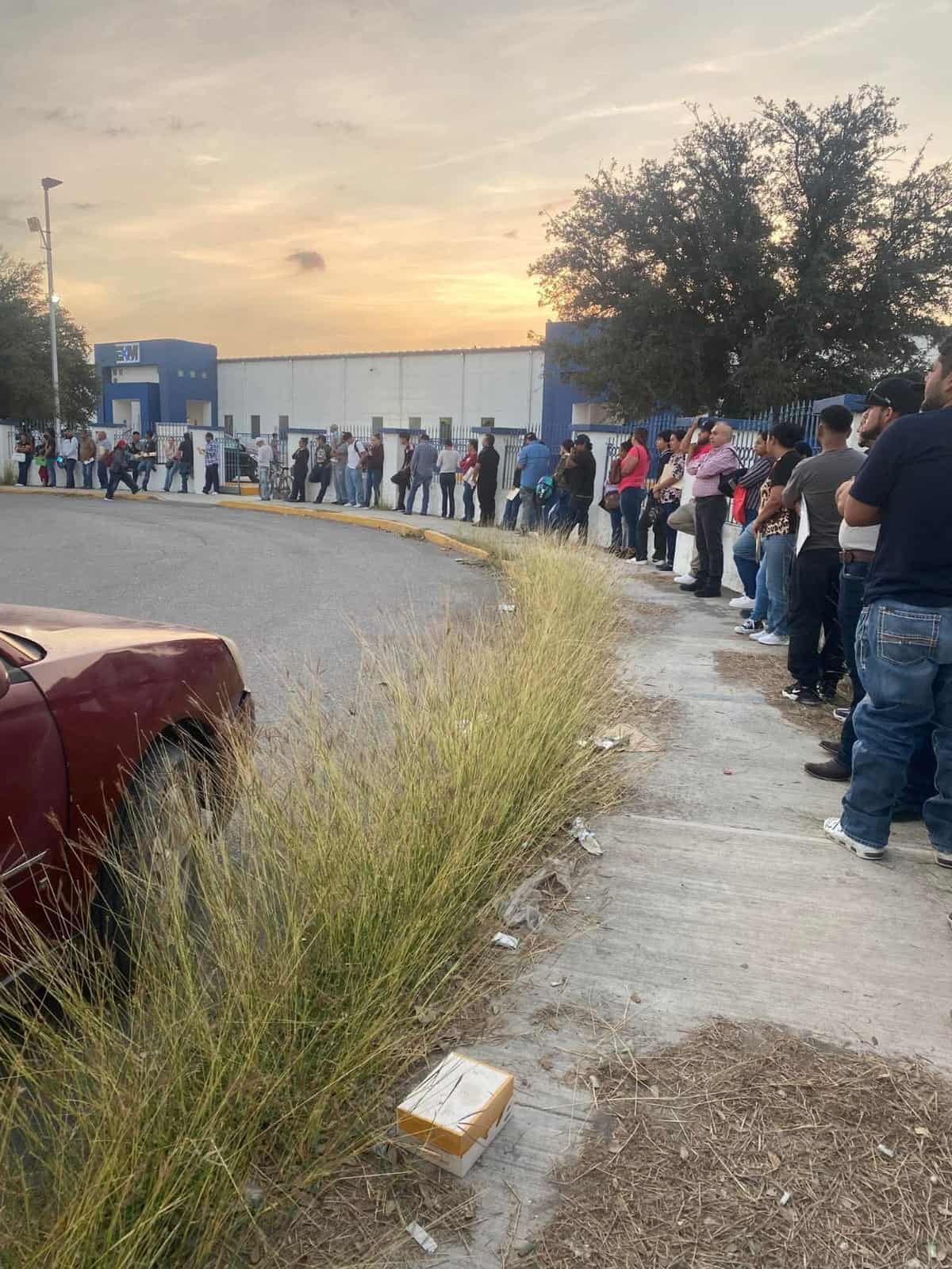 Cientos Buscan Empleo en Elektrokontakt en Sabinas Coahuila