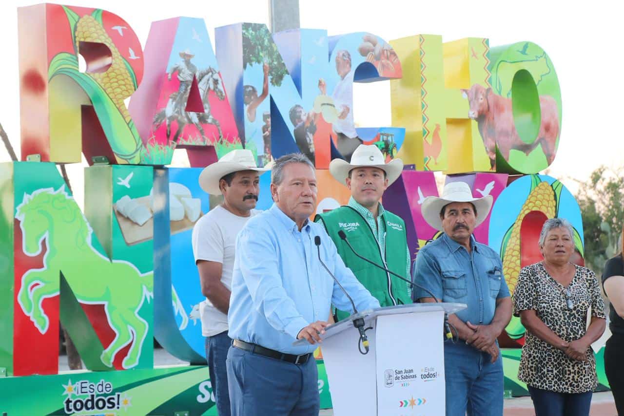 Turismo rural se potencia con entrega de letras monumentales