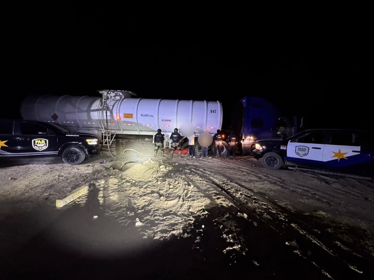 Detenidos sustrayendo combustible ilícito en operativo en Parras de la Fuente