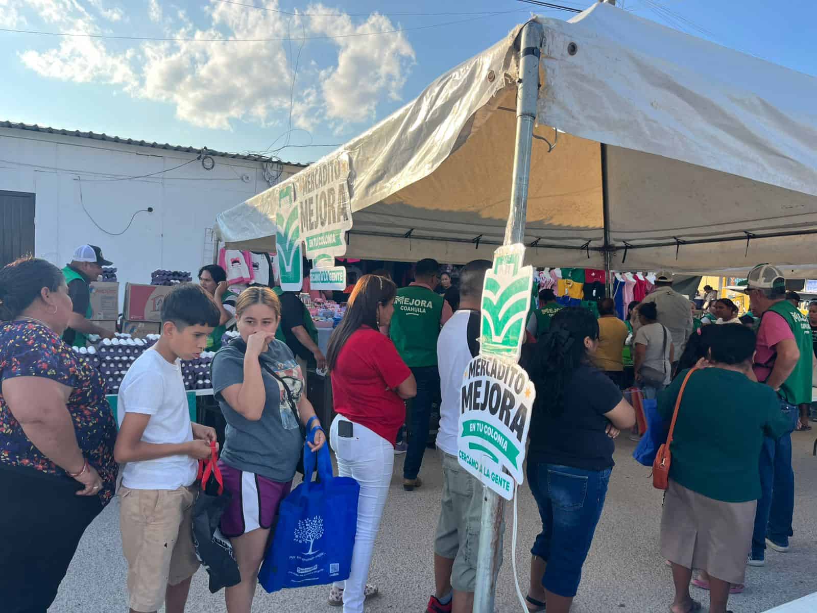 Llega el Mercadito Mejora a la colonia Fundadores para apoyar la economía familiar