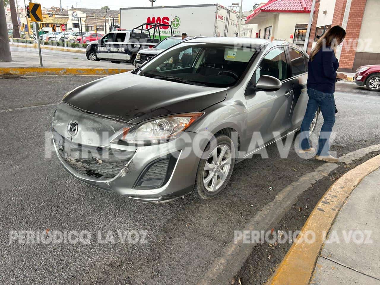 Accidente Vial en Monclova: Choque entre Camioneta y Automóvil