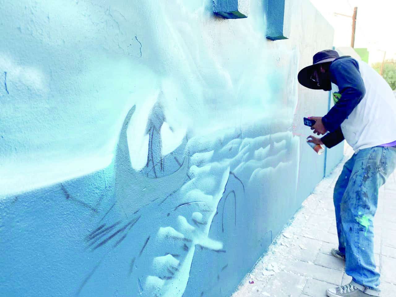 Efek y Suckre embellecen el Panteón Guadalupe con murales urbanos
