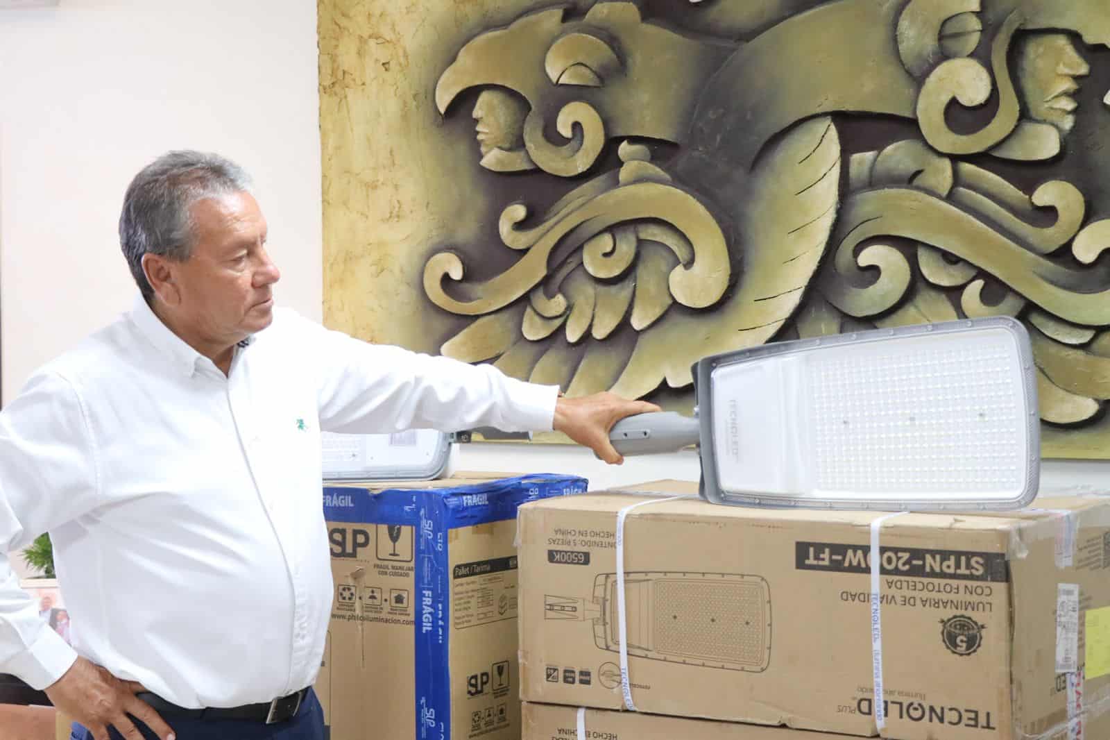 Óscar Ríos Ramírez informa sobre el avance en iluminación del municipio