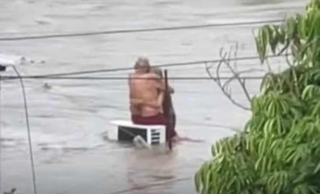 Doña Elodia Reyes, la valiente mujer que desafió las inundaciones fallece en Veracruz