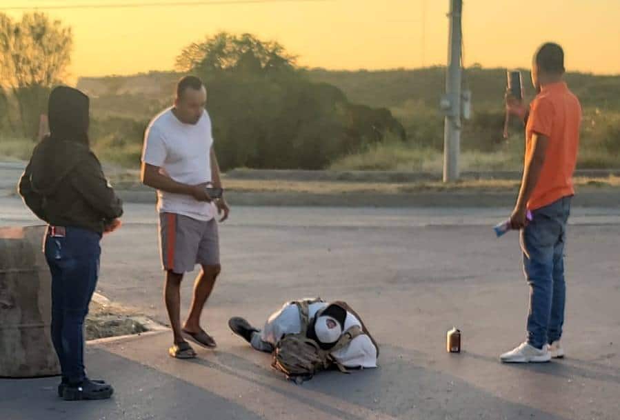 Lo atropellan  y le roban su celular en la colonia El Cenizo