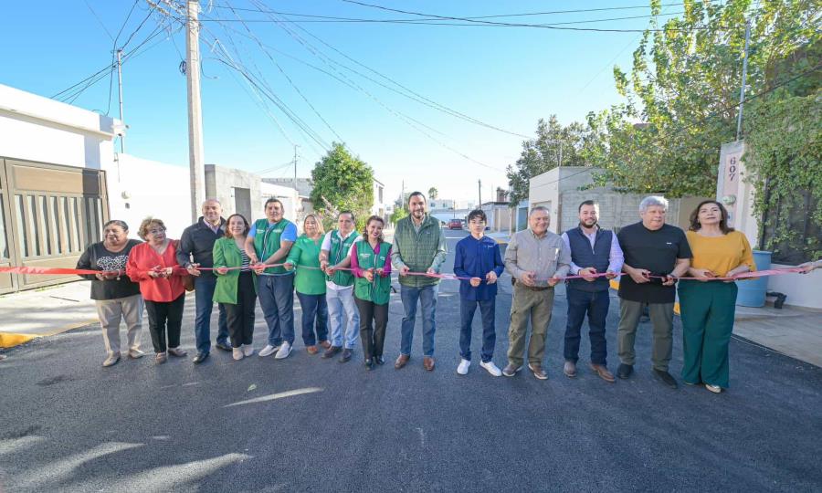 Nuevas obras de pavimentación benefician a familias en Monclova