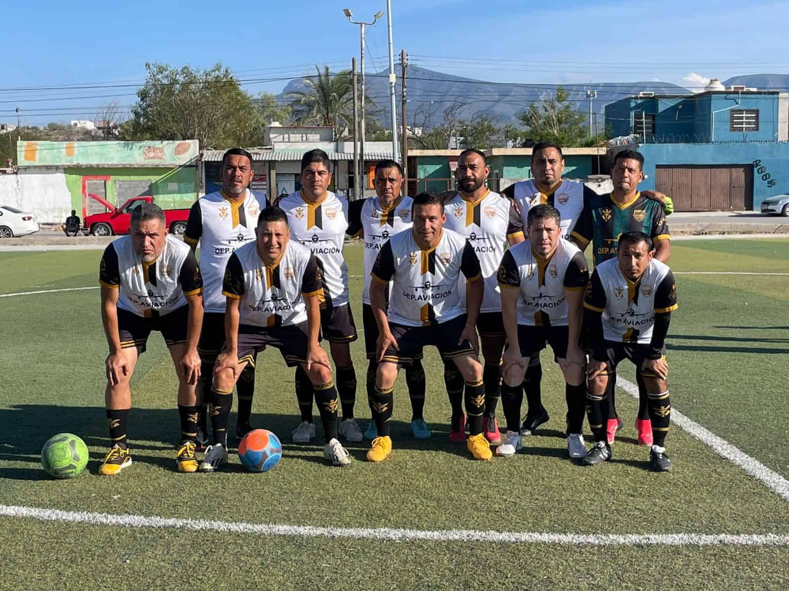 Deportivo Aviación se impone a Real Pedregal con brillante actuación de Rogelio Quintana