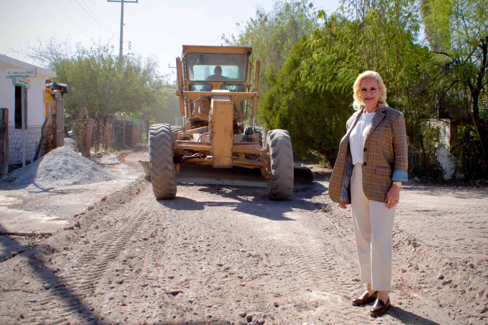 Alcaldesa de Múzquiz supervisa trabajos de mejora en Rancherías
