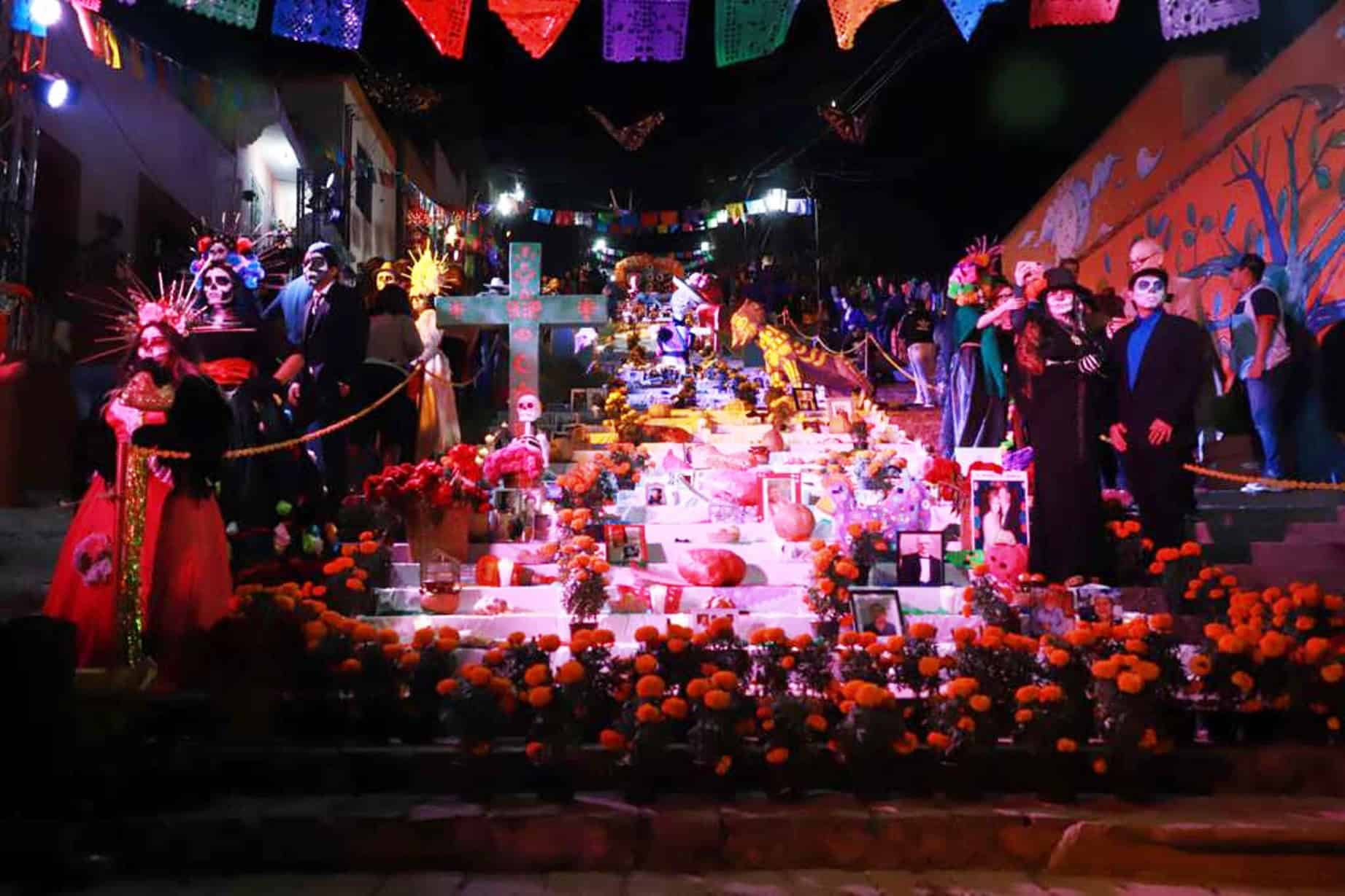 Inauguración del Altar Monumental en el Festival Ánimas del Desierto 2025 en Saltillo
