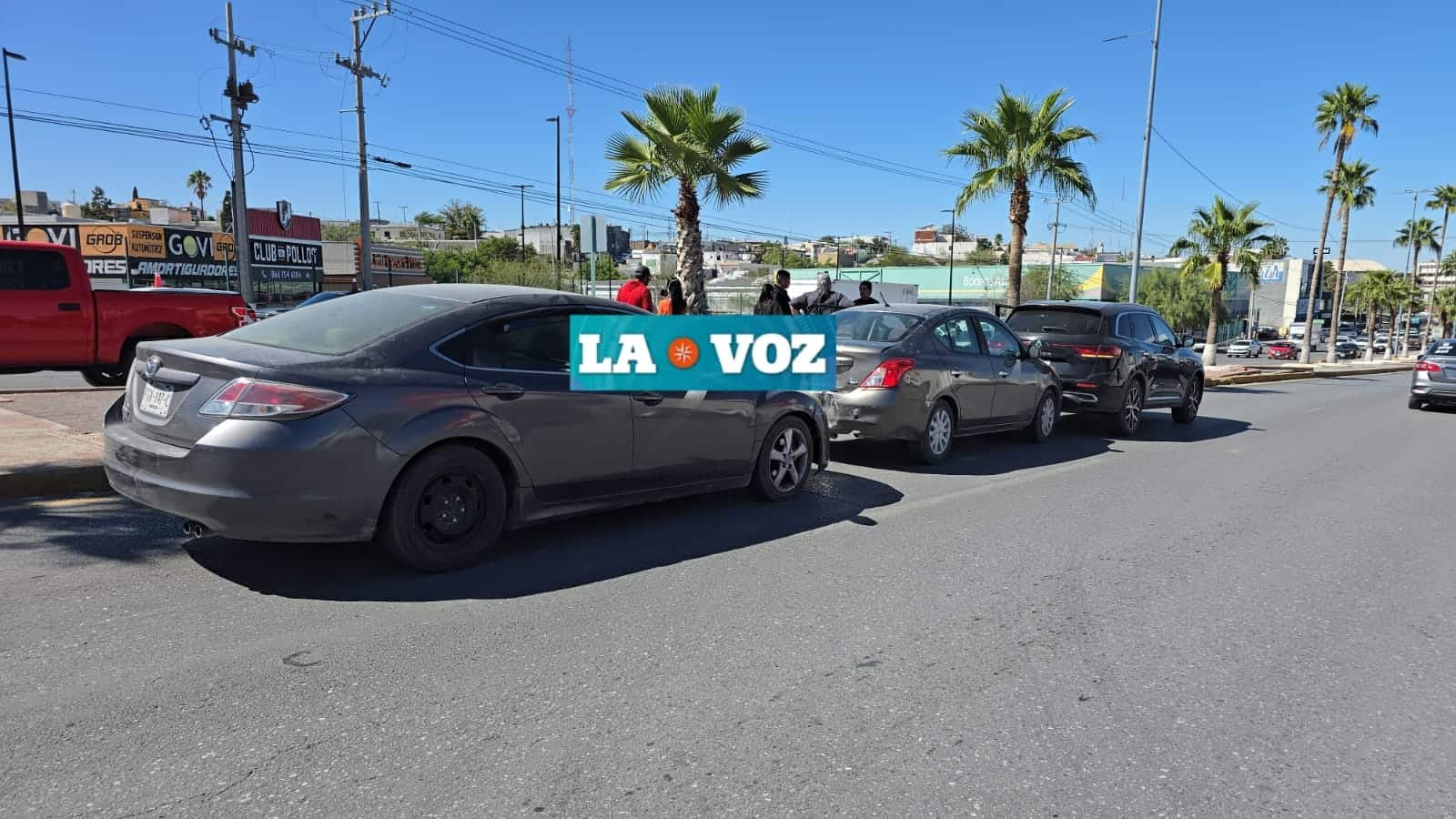 No frena a tiempo y causa accidente