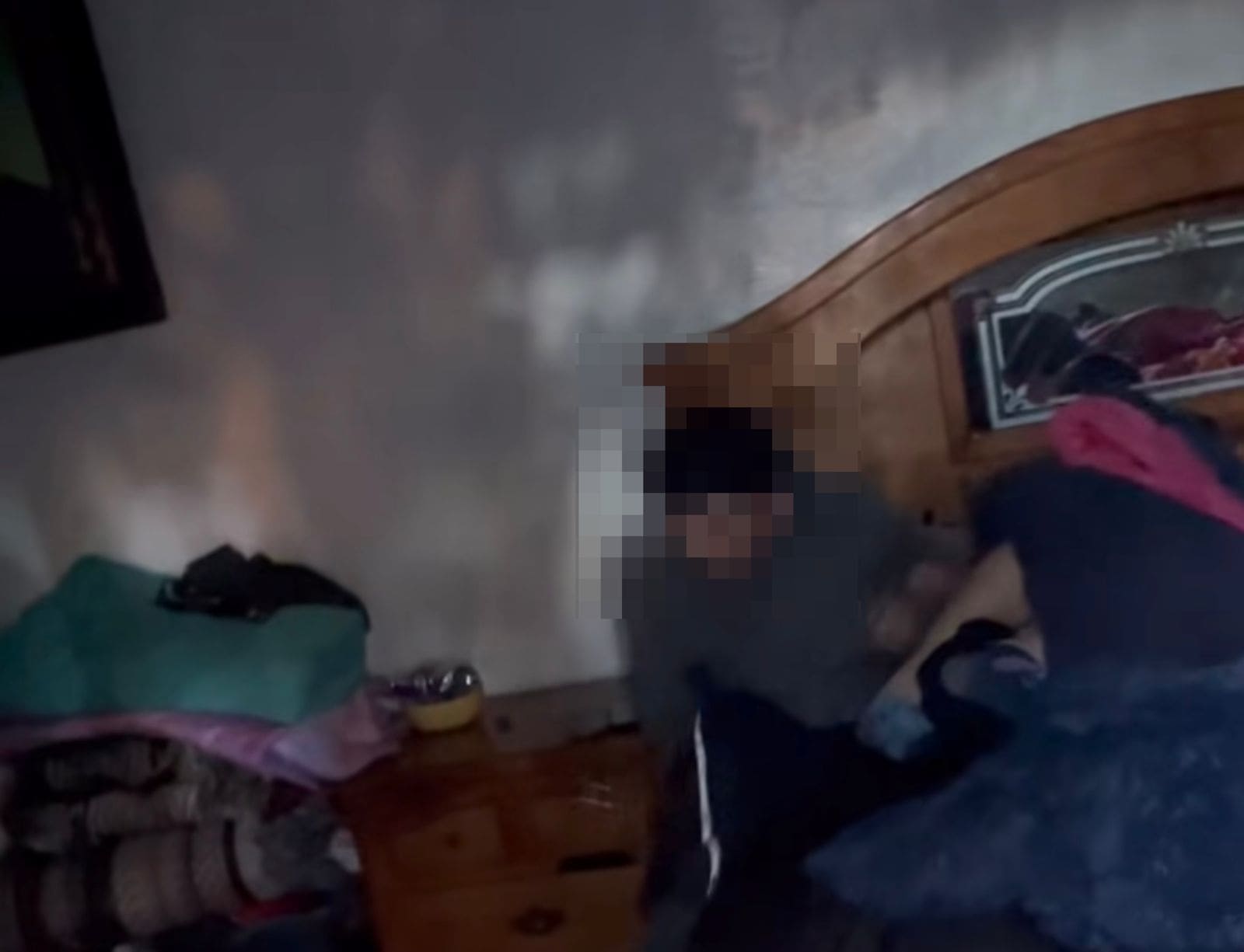 Escándalo: hombre exhibe a su esposa tras descubrir infidelidad