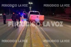 Conductor protagoniza aparatoso accidente en bulevar Harold R. Pape