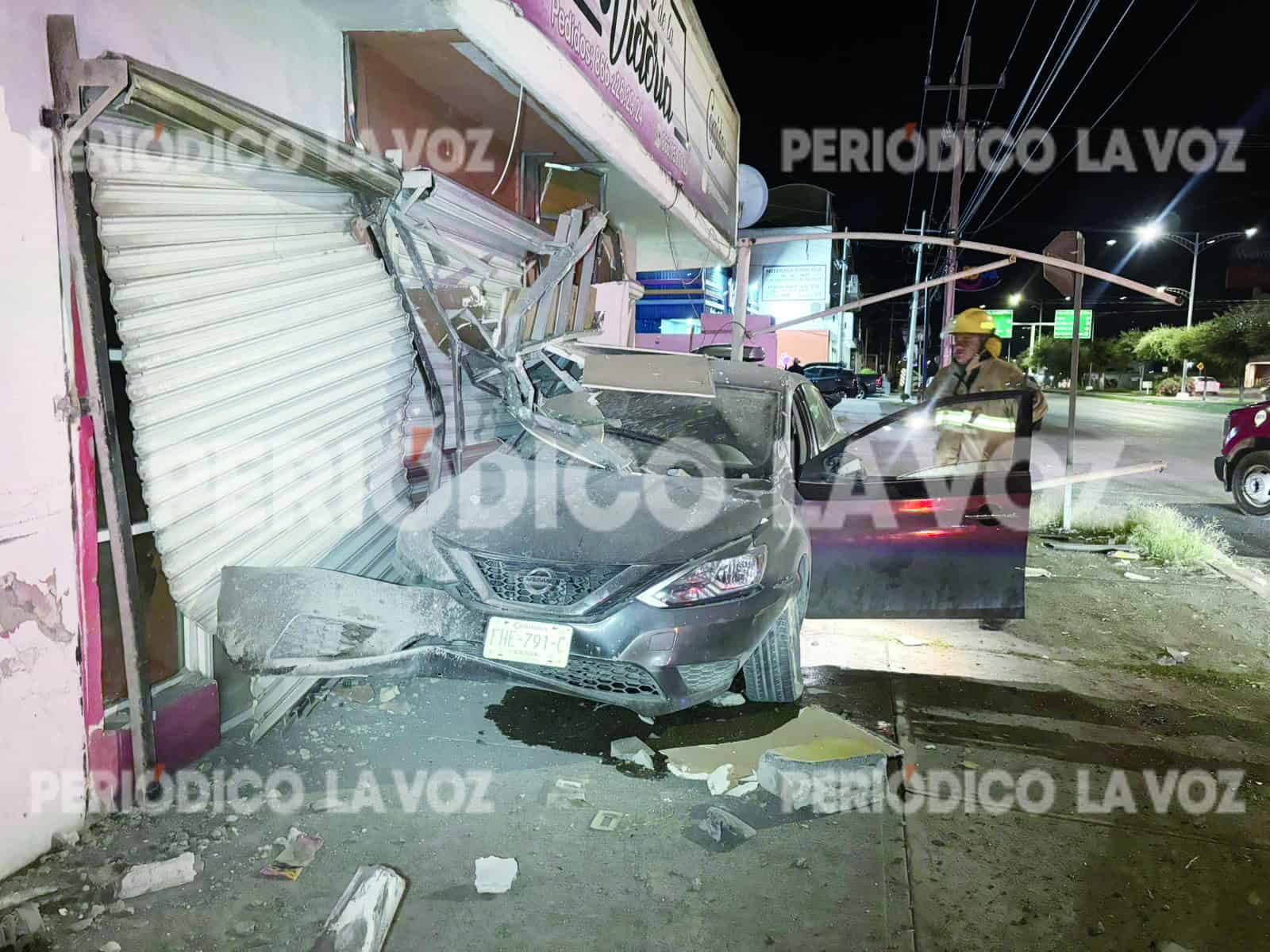 Graves lesiones en jóvenes tras choque en Monclova