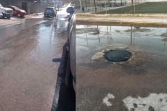 Fuga de agua en la colonia San Luis preocupa a vecinos de Piedras Negras