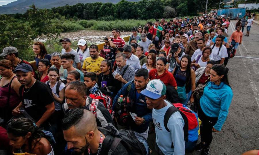 México Experimenta un Aumento del 80% en Migración Legal a Otros Países