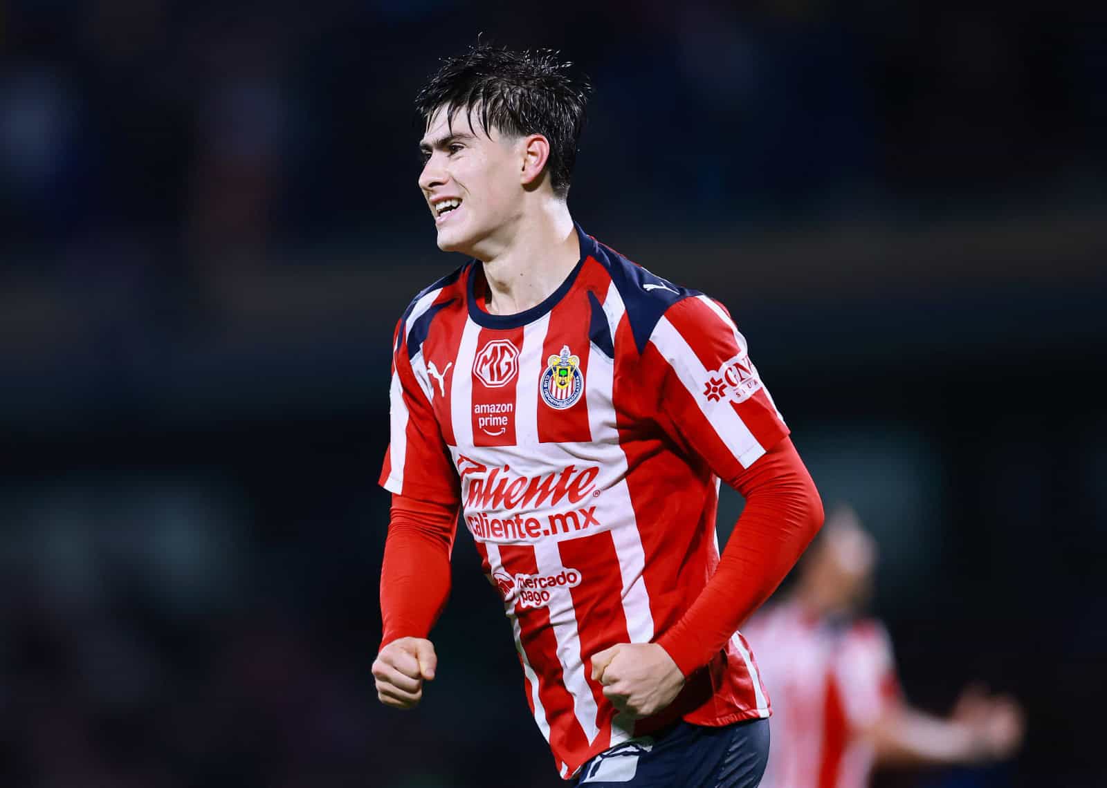 Armando González iguala liderato de goleo en el Apertura 2025