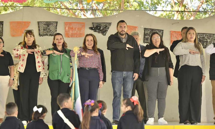 El Alcalde Carlos Villarreal Pérez lidera ceremonia cívica en Jardín de Niños Guadalupe Gómez Márquez