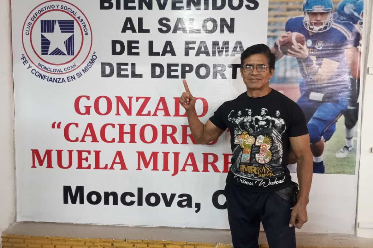Emotivo homenaje a figuras del deporte en Monclova