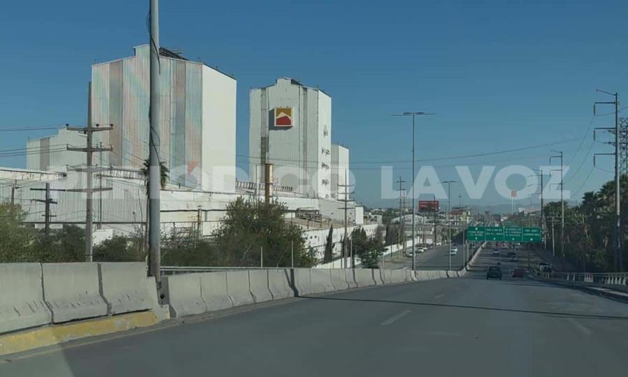 Ternium anuncia posada con Sonido Mazter mientras trabajadores enfrentan cierre de planta.