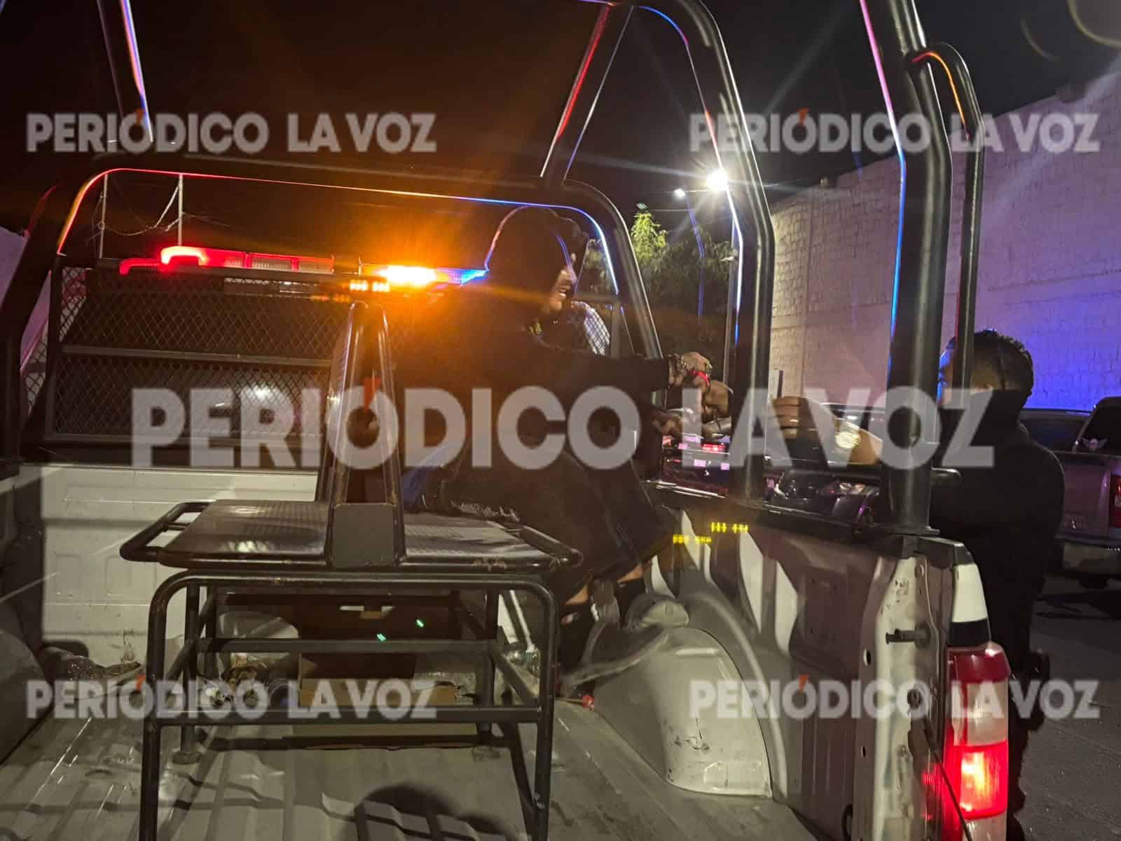 Hombre intoxicado provoca altercado en Colinas de Santiago