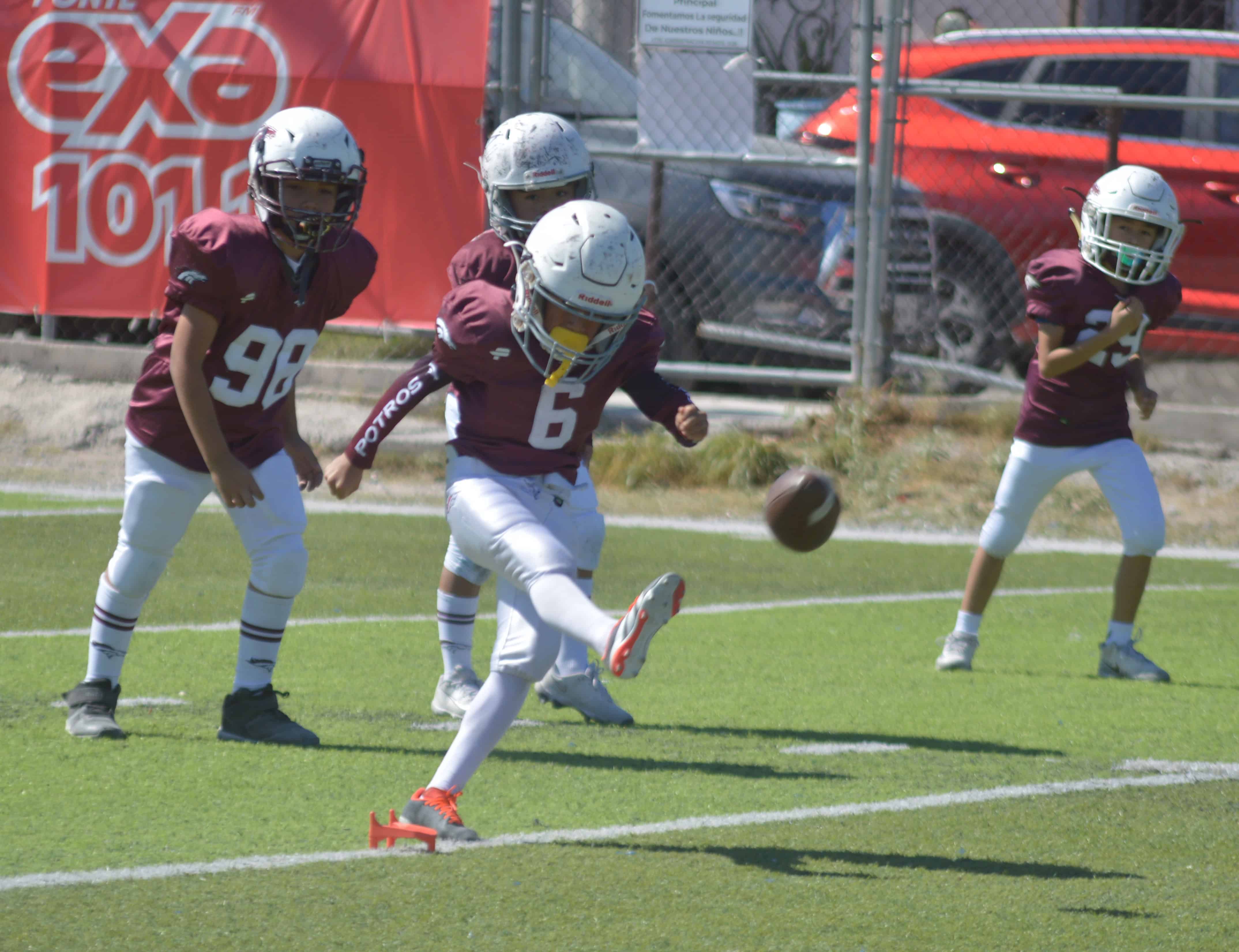 Derbi desigual entre Potros y Zorros en colonia Guadalupe
