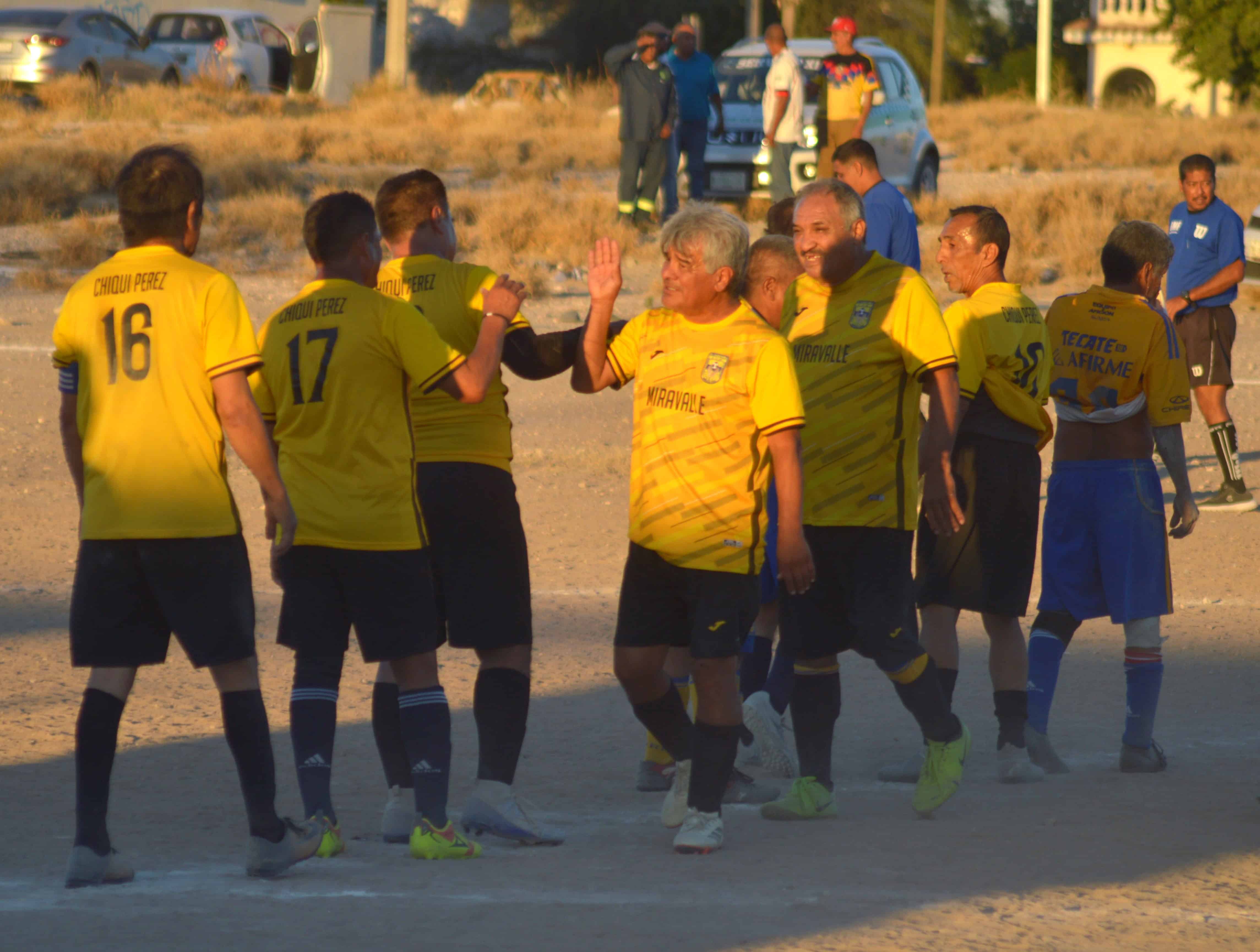 Raymundo Rodríguez Conduce a Miravalle a la Final de 55 Años