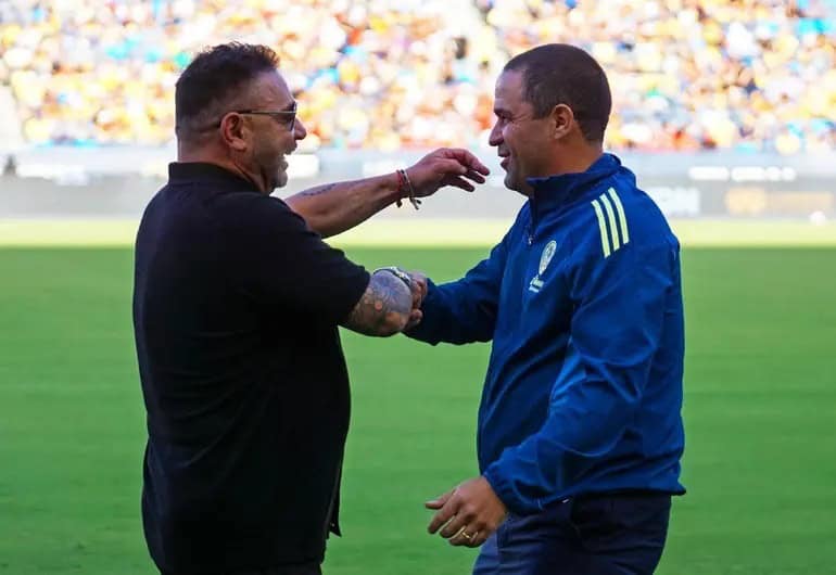 Antonio Mohamed triunfa en finales contra el América