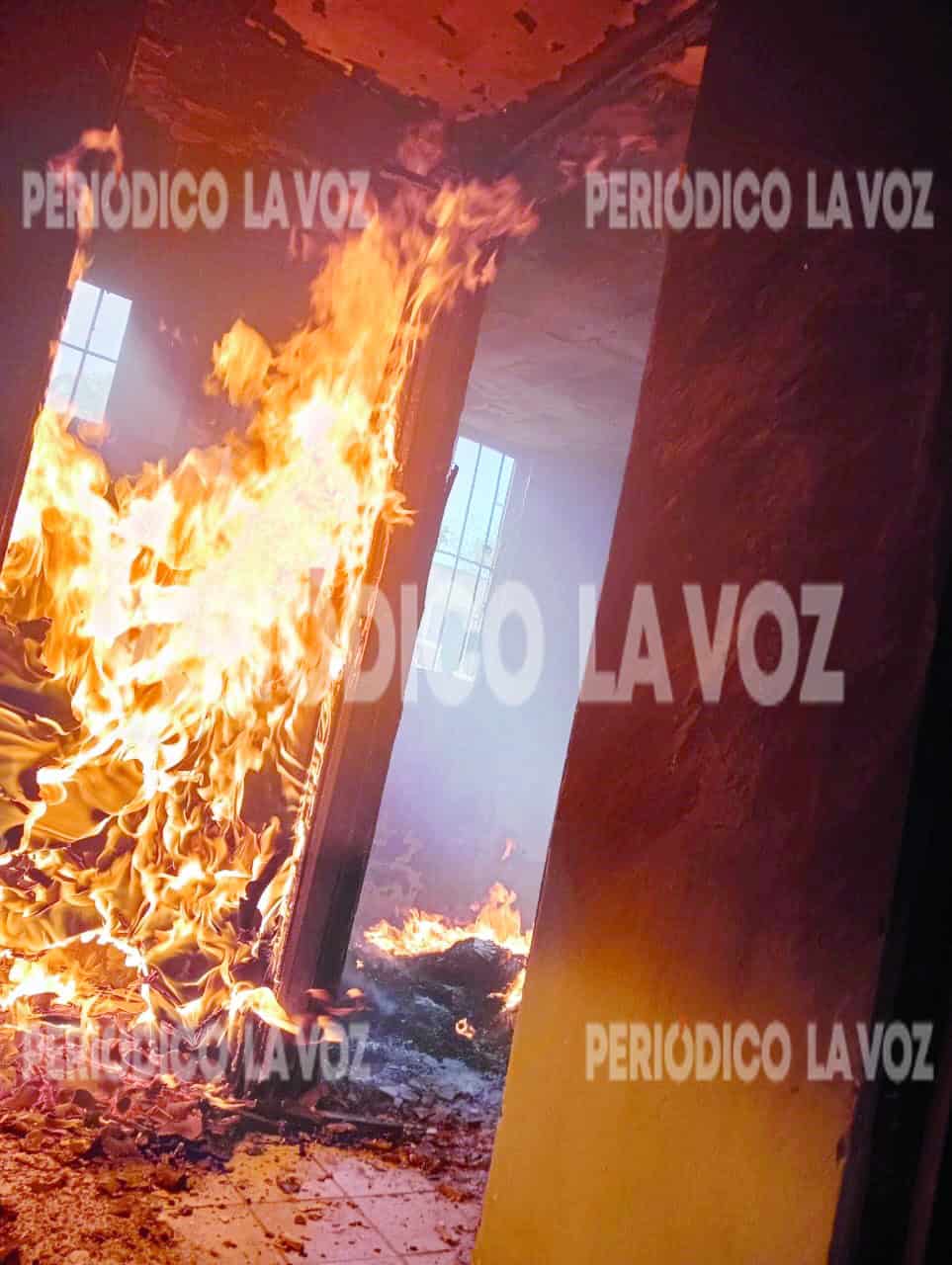 Incendio en Monclova deja joven con quemaduras en colonia Aviación