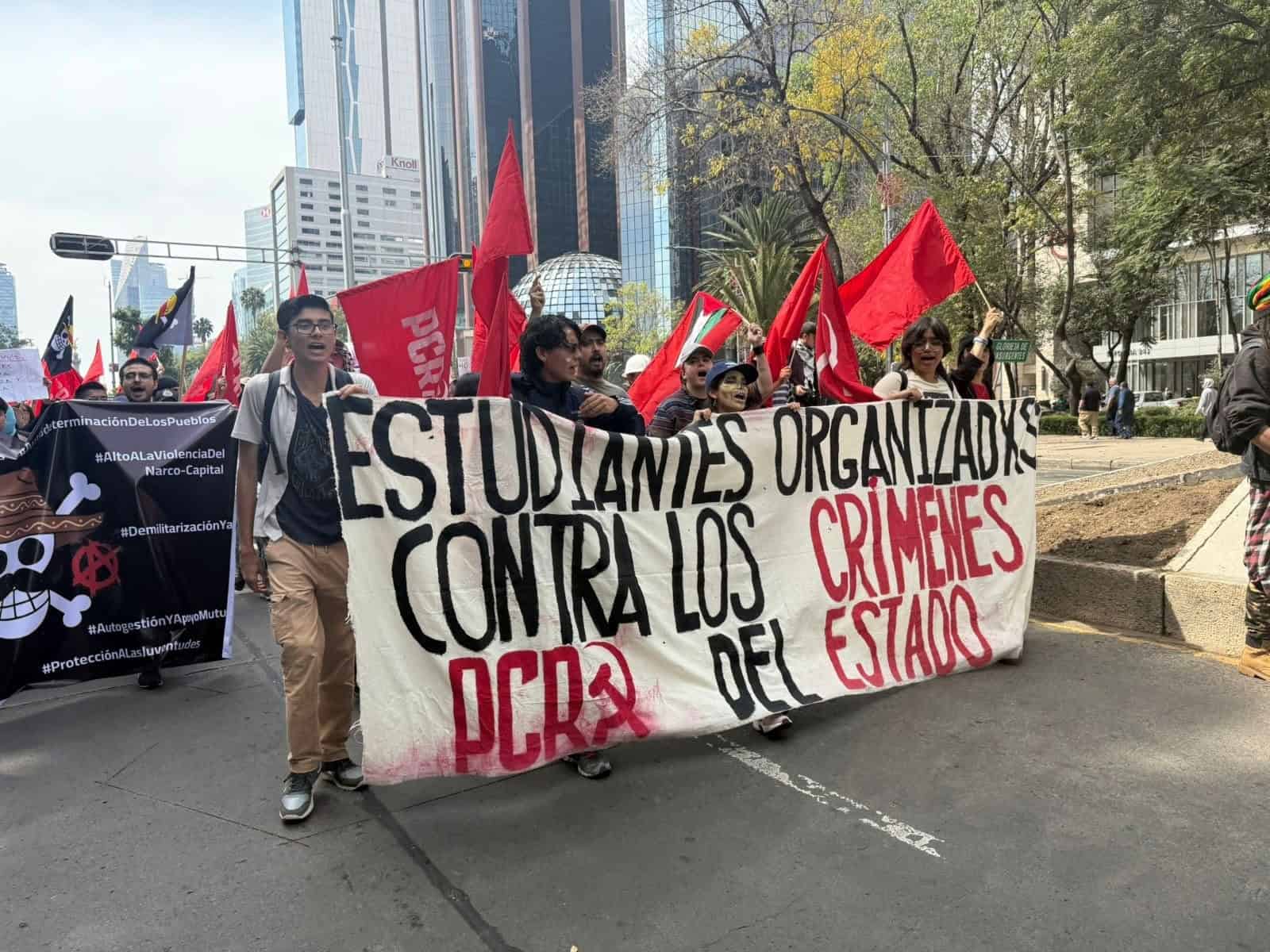 Movilización nacional de jóvenes por paz y justicia en México