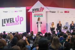 Sigue capacitación de inglés ‘Level UP’