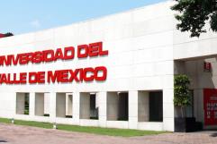 Acosa UVM a ex alumnos