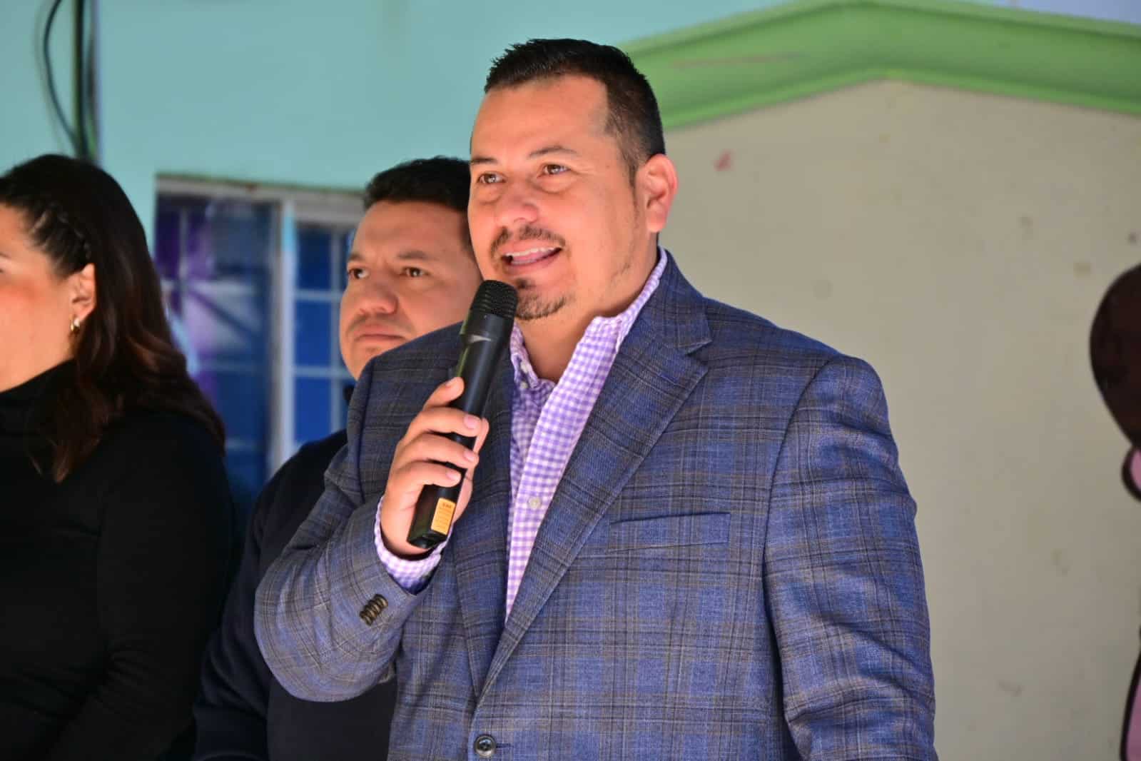 Lunes Cívico en San Buenaventura: Jesús Javier Flores promueve educación