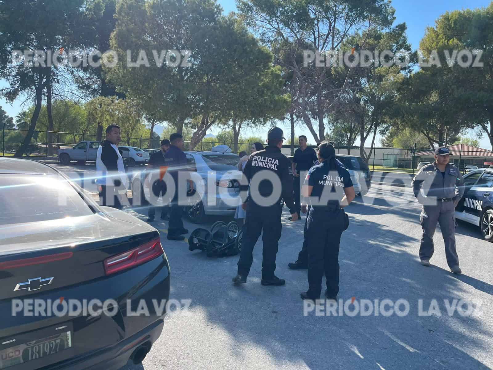 Bebé de 11 meses es rescatado de auto en parque recreativo de Monclova