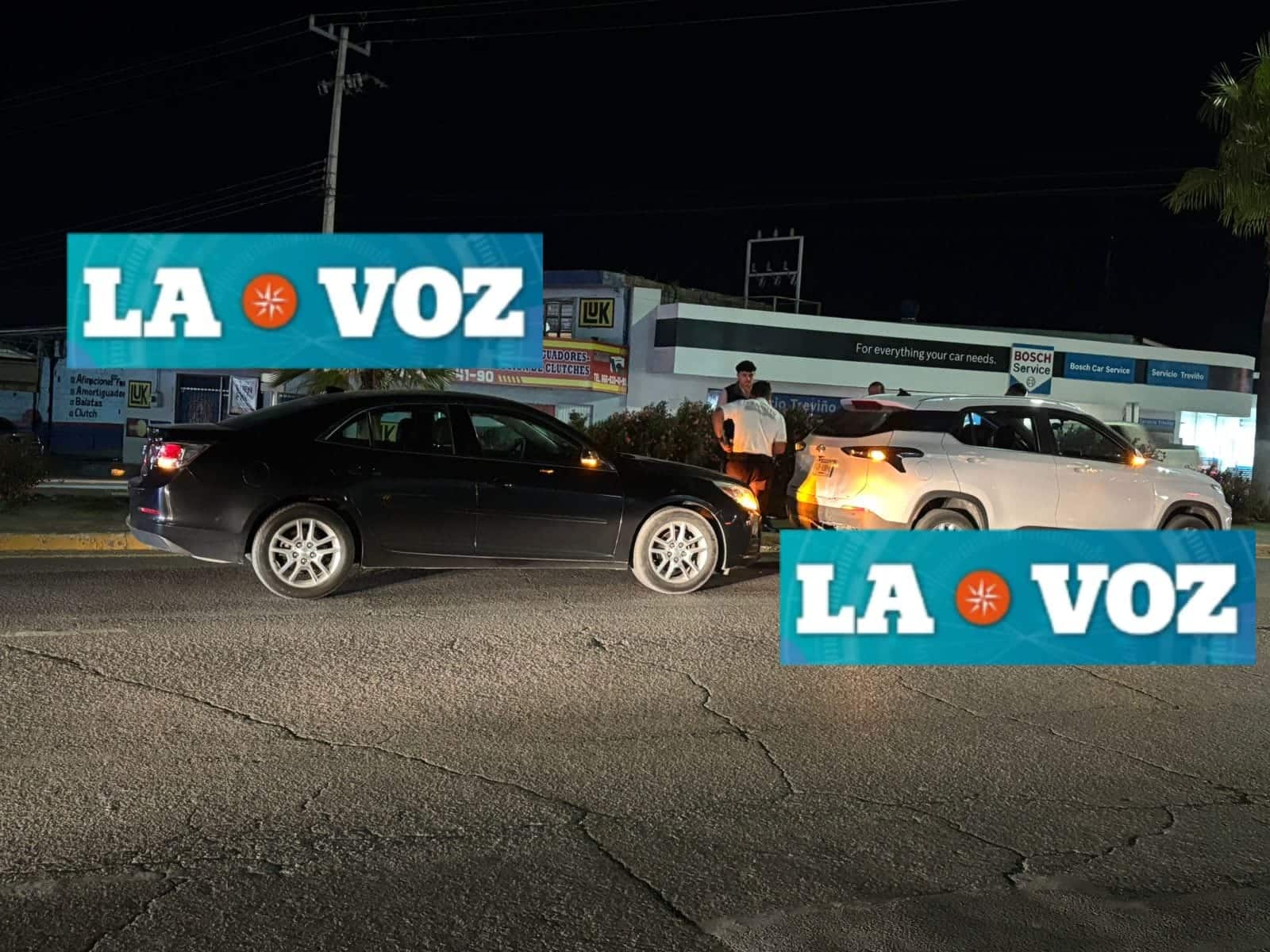 Choque por alcance en Monclova deja daños en vehículos