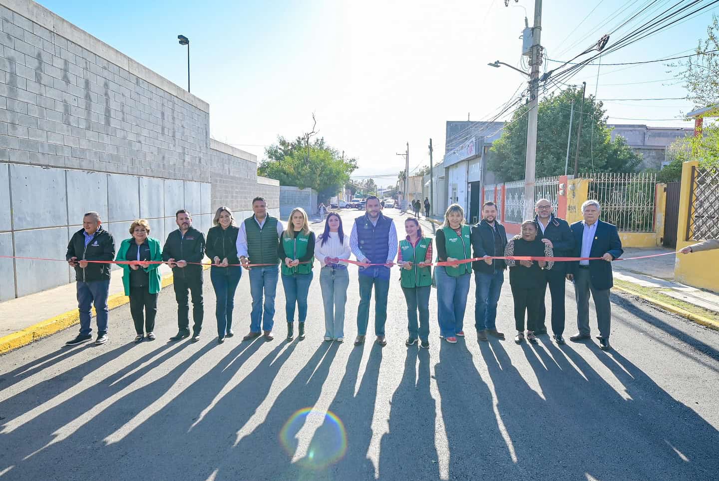 Carlos Villarreal Pérez inicia recarpeteo en colonia Guadalupe