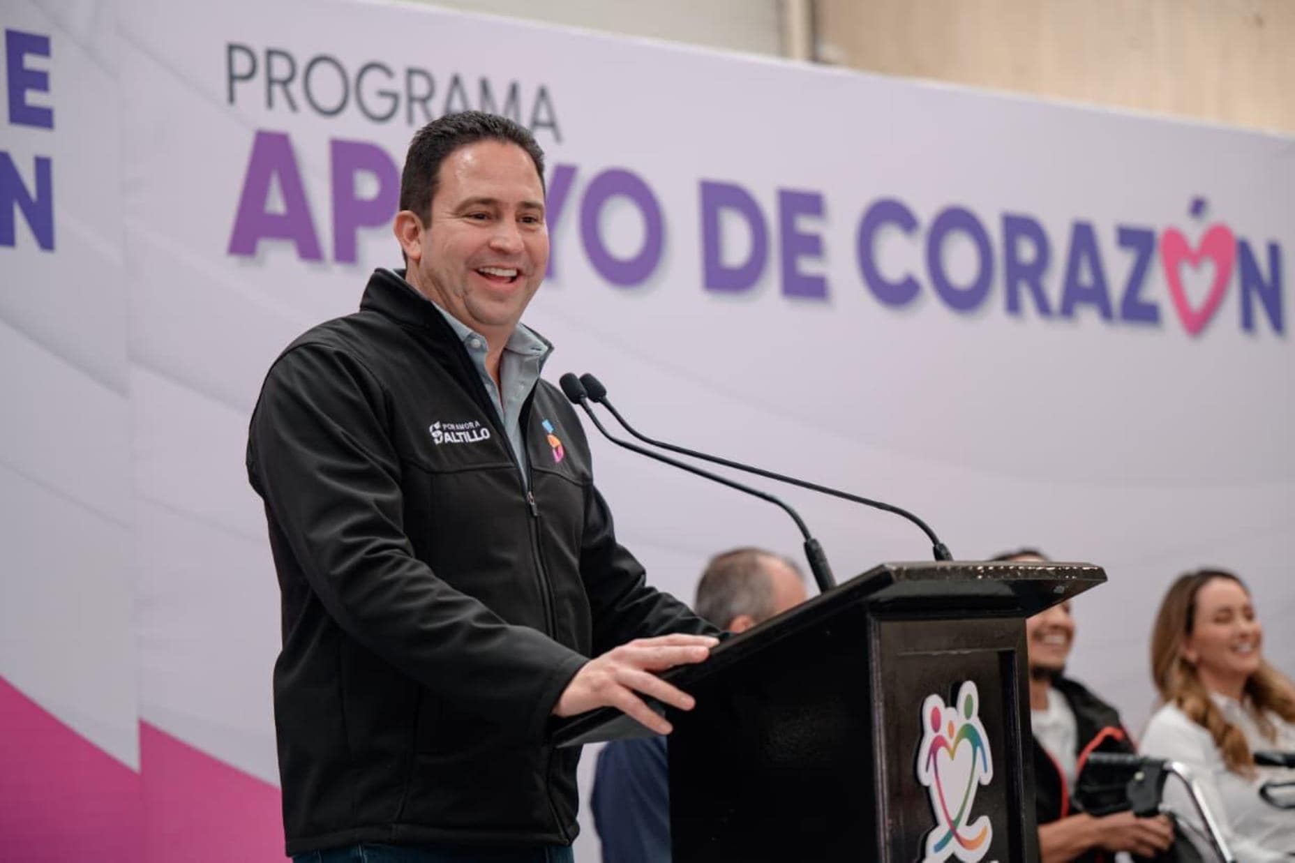 Saltillo: Javier Díaz González entrega apoyos de corazón a 3 mil 800 personas