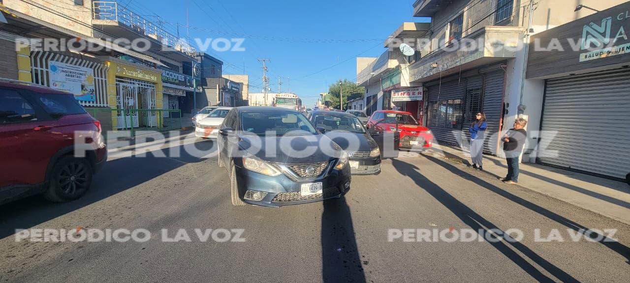Colisión de vehículos en el Centro de Monclova: accidente sin lesionados