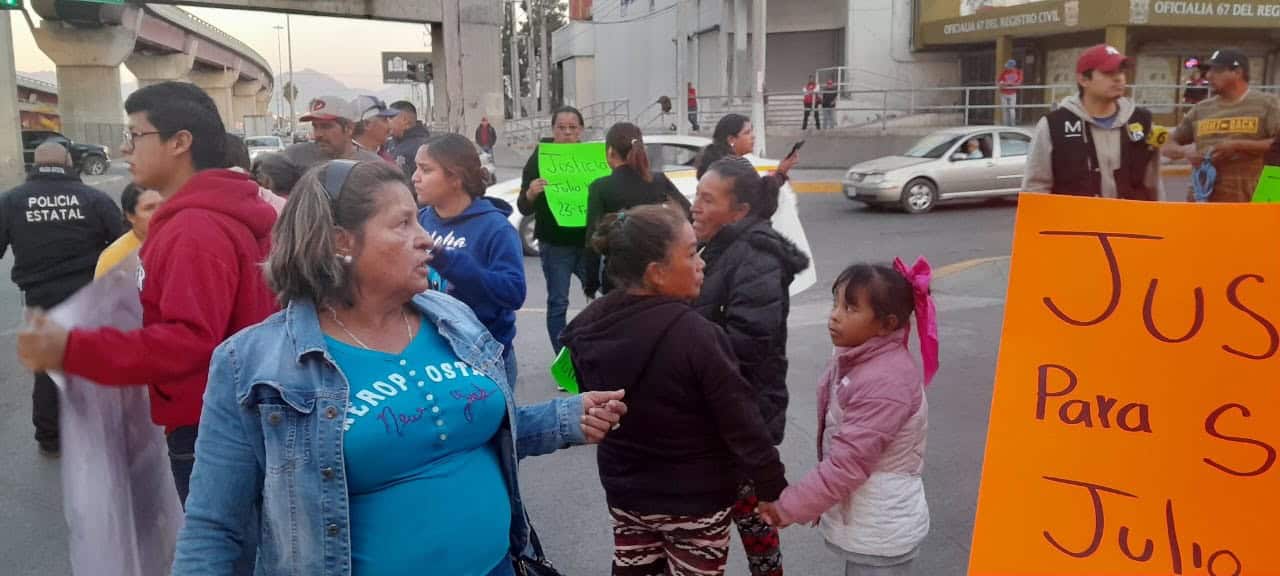 Protesta en Saltillo por presuntas irregularidades en caso de accidente carretero