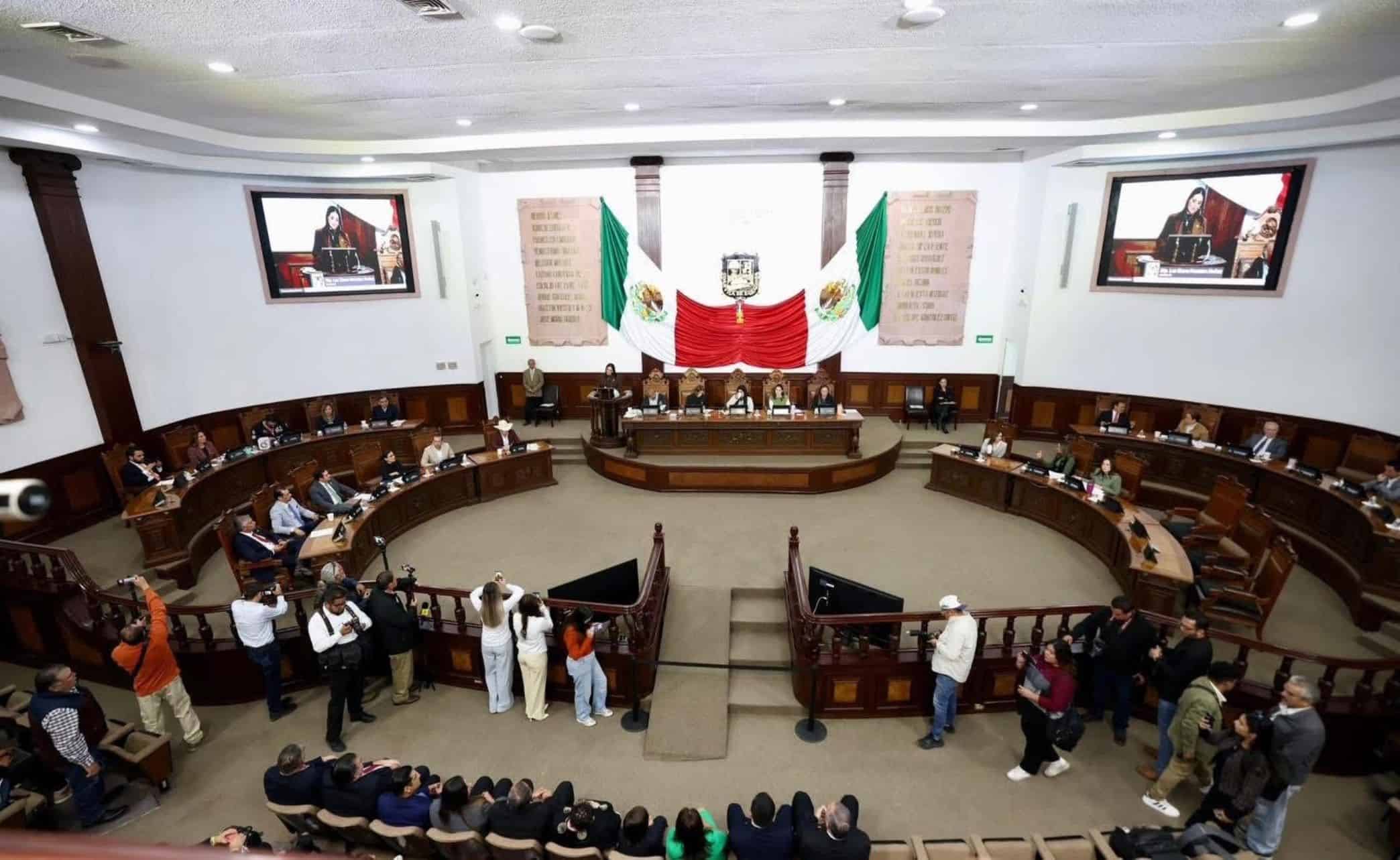 Iniciativas en el Congreso de Coahuila buscan sancionar el robo de mascotas