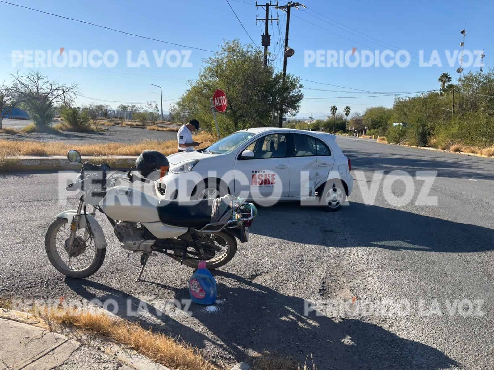 Accidente vial en Monclova: motociclista herido tras choque