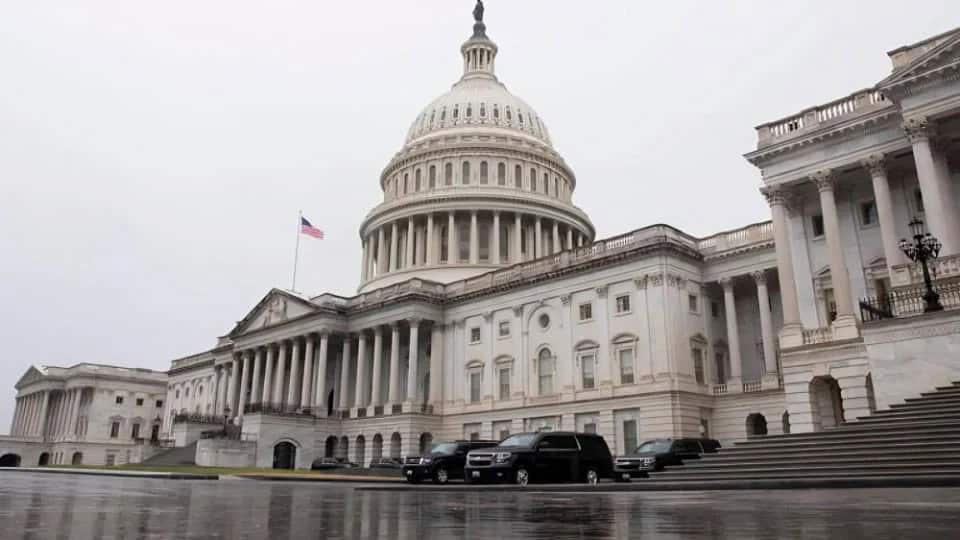 Cierre del gobierno en Estados Unidos dejó 60 mil empleos perdidos