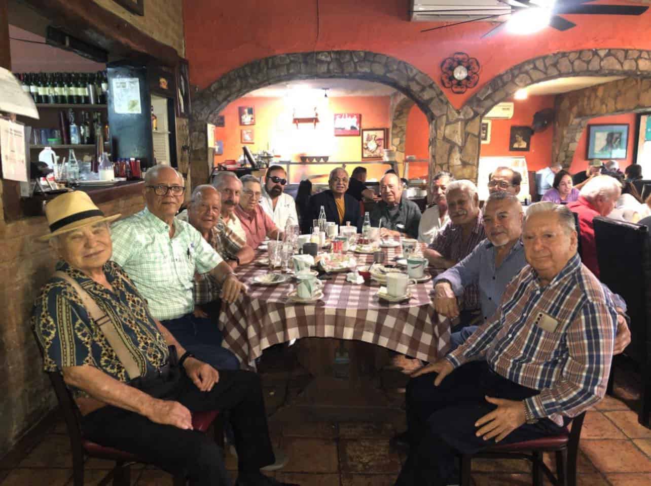 Empresario restaurantero espera aumento de ventas por Día de Acción de Gracias en Sabinas