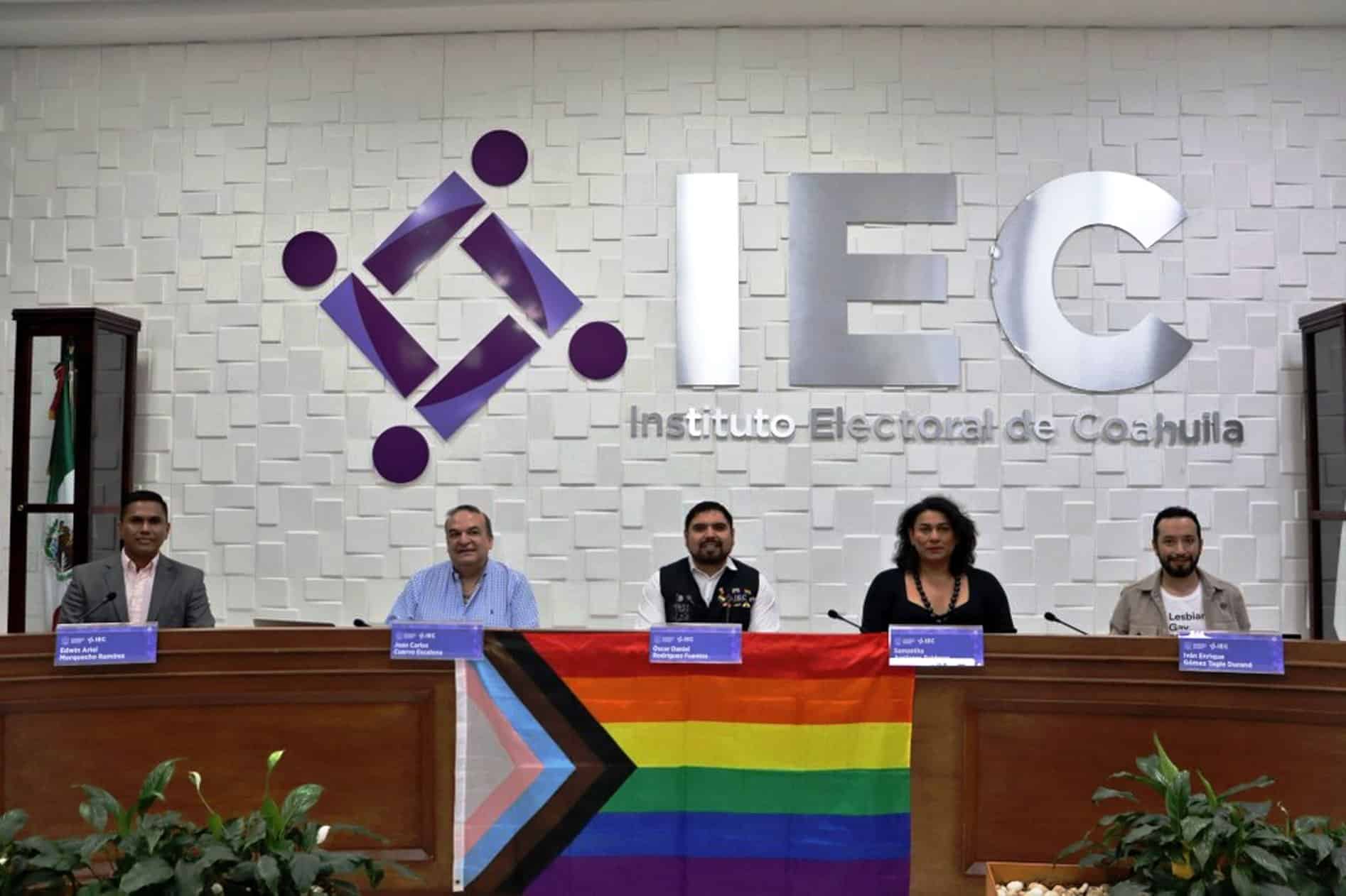 Coahuila: celebran foro LGBTIQ+ para promover inclusión en el servicio público