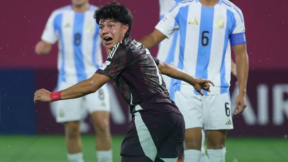 El Tri "devuelve" la burla a Argentina