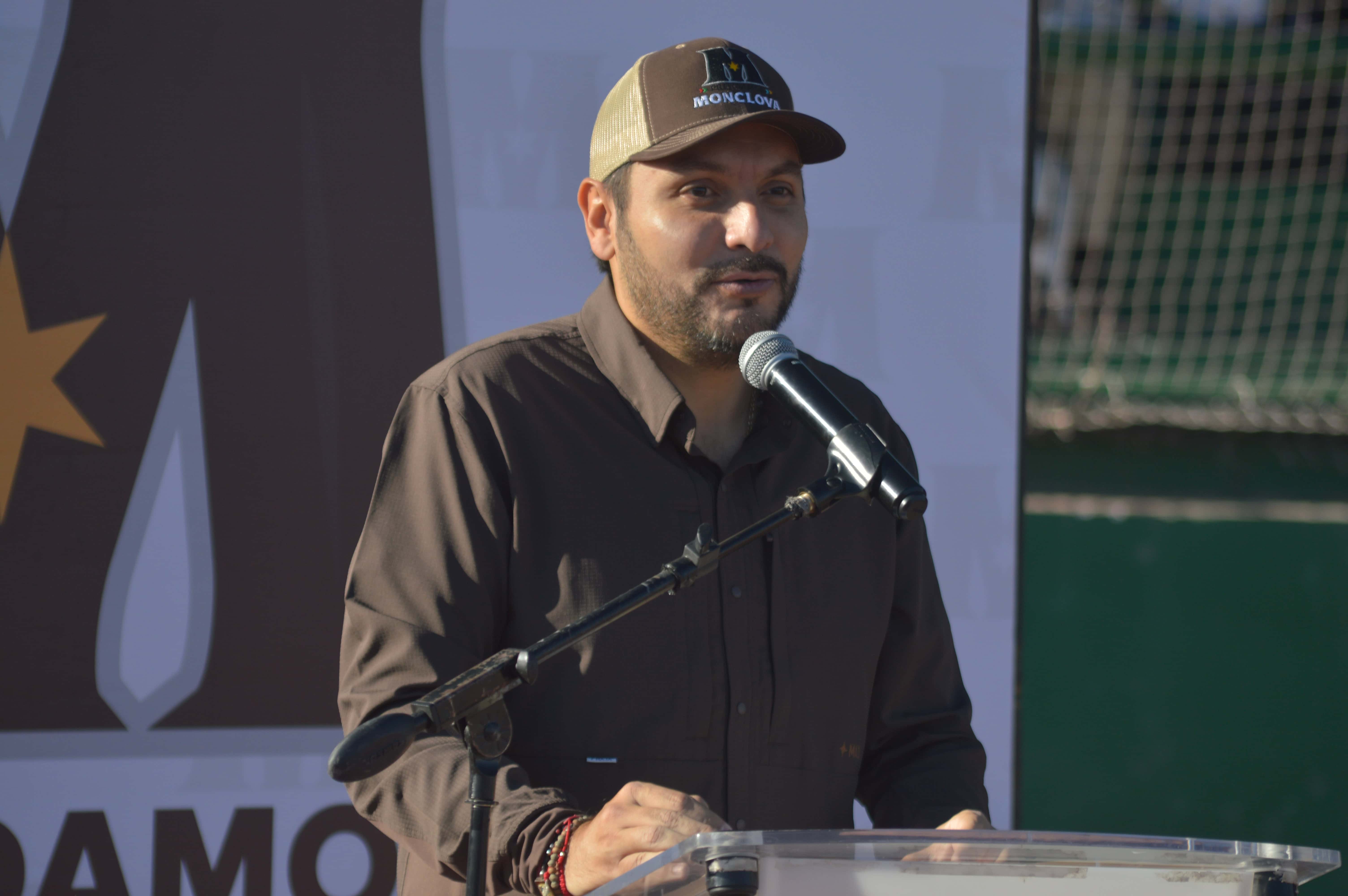 Carlos Villarreal Pérez anuncia remodelación del Parque Infantil Niños Héroes en Monclova